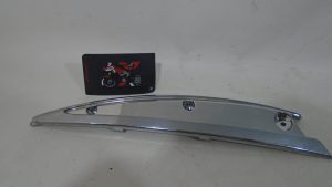 MOLDURA LATRAL TRASERA IZQUIERDA PIAGGIO LIBERTY 125 09/15